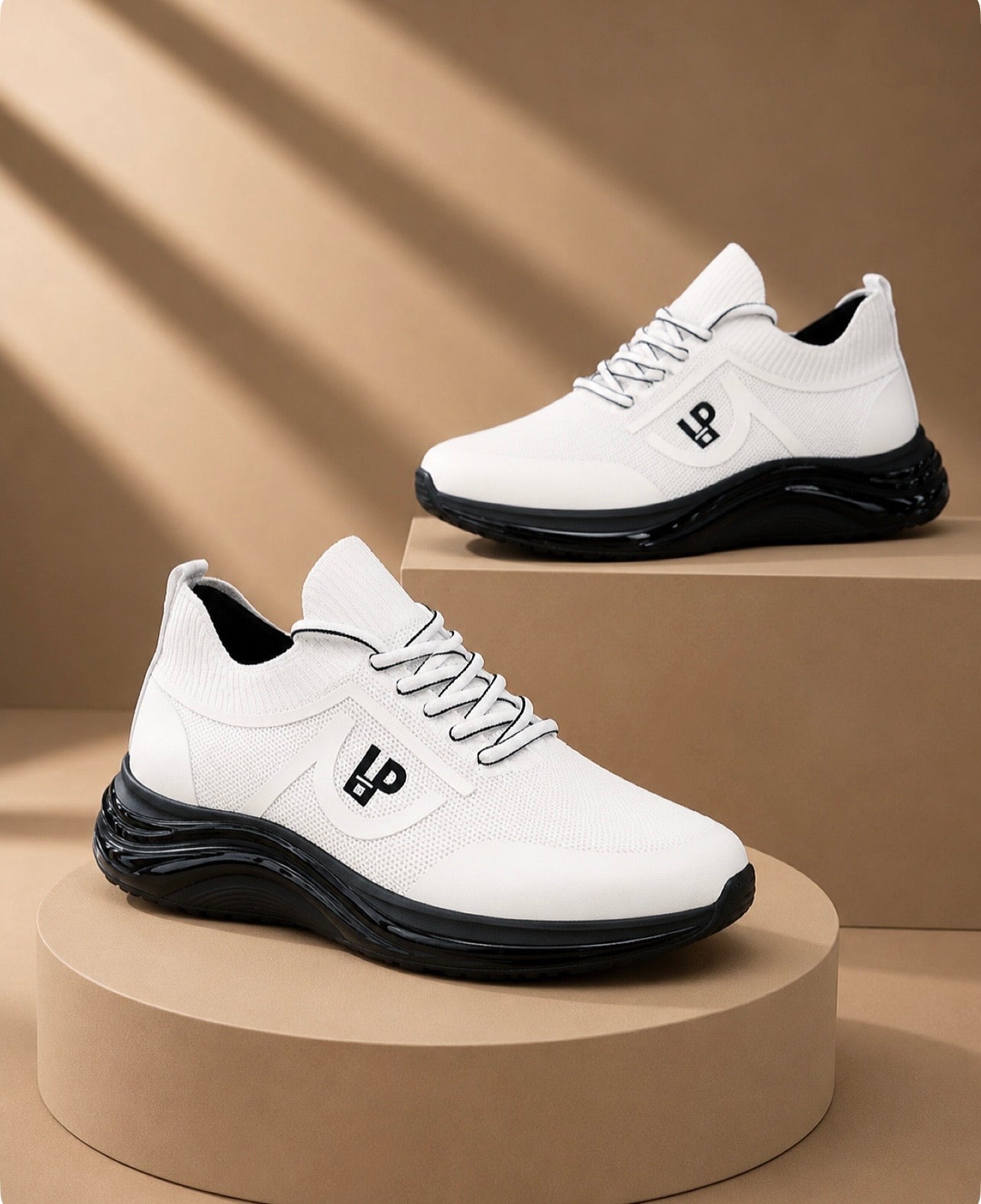 ÖZEL OLARAK ÜRETİM YAPTIĞIMIZ %100 GERÇEK TRİKO SNEAKERS