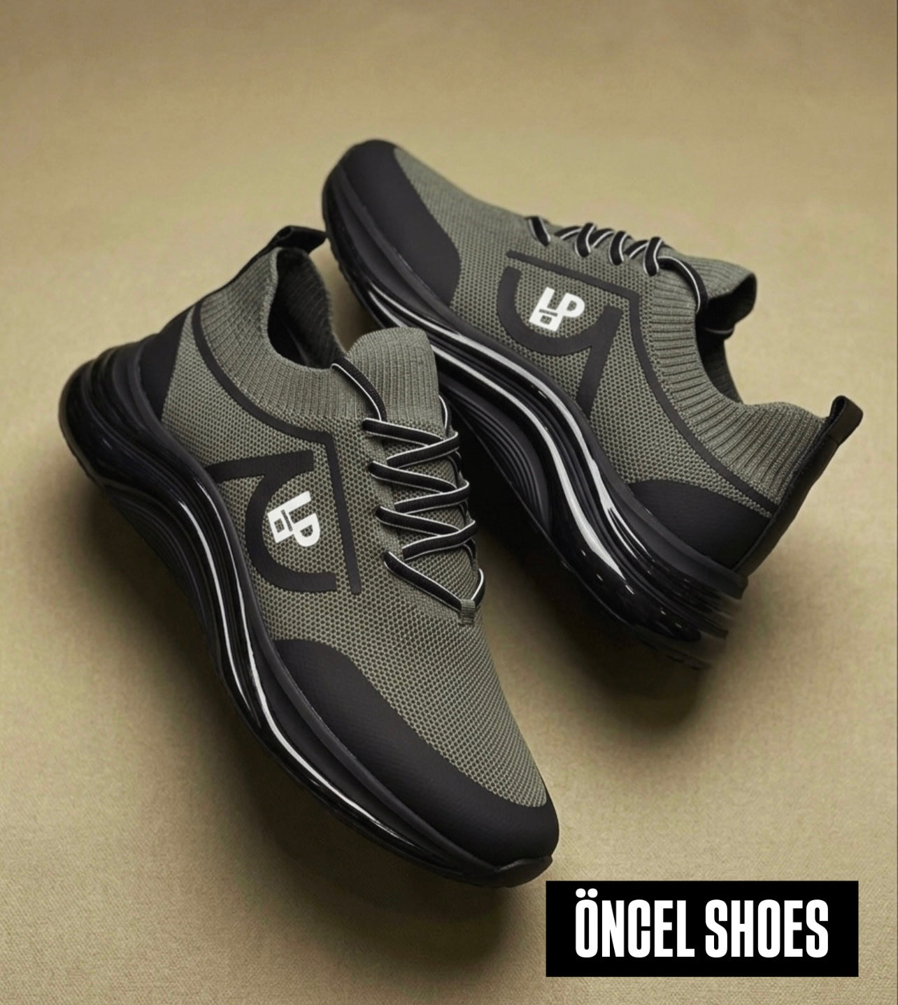 ÖZEL OLARAK ÜRETİM YAPTIĞIMIZ %100 GERÇEK TRİKO SNEAKERS