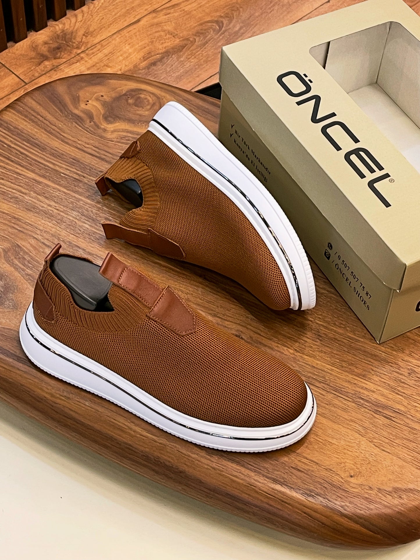 BOY UZATAN ÖZEL OLARAK ÜRETİM YAPTIĞIMIZ %100 GERÇEK TRİKO SNEAKERS
