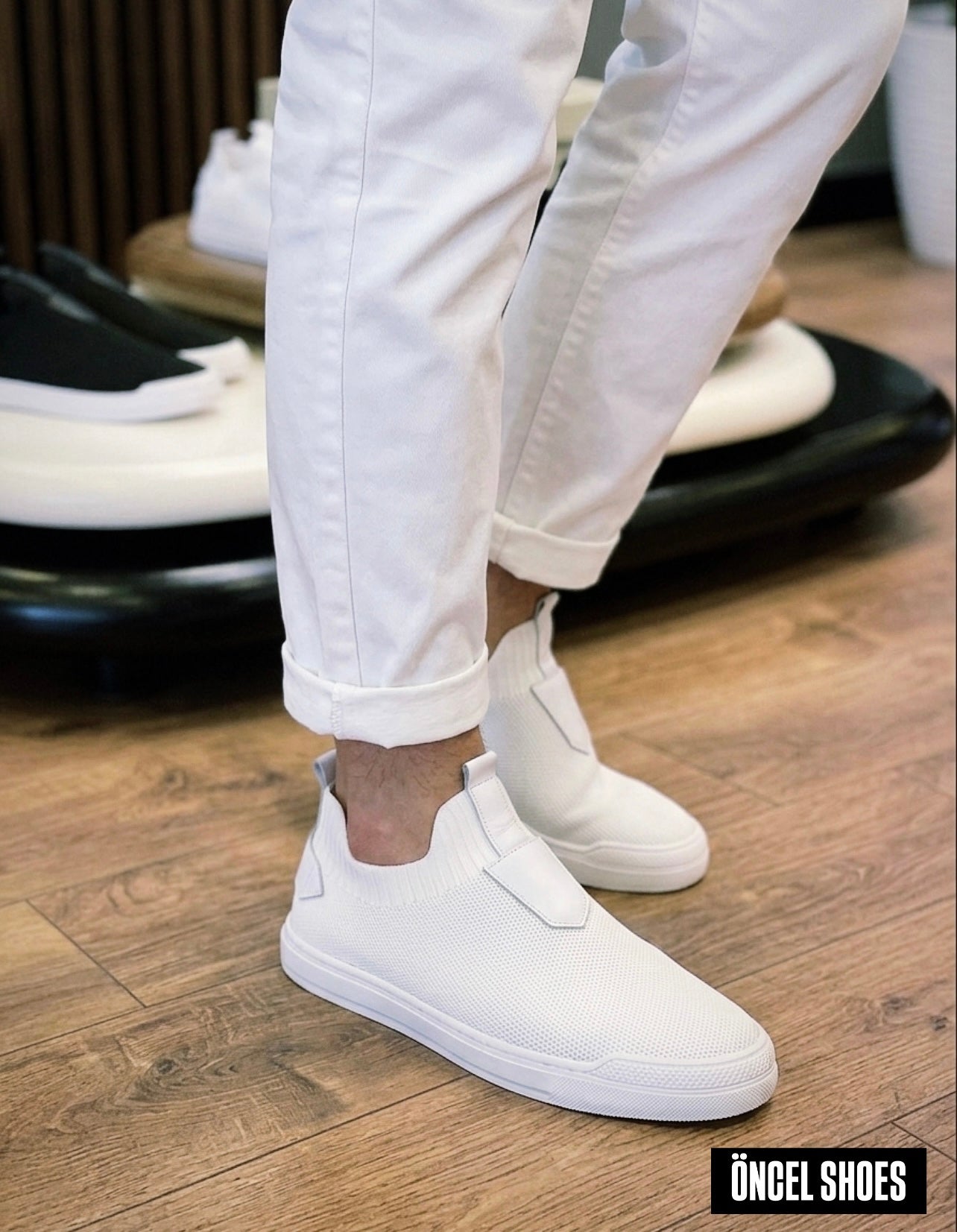 ÖZEL OLARAK ÜRETİM YAPTIĞIMIZ %100 GERÇEK TRİKO SNEAKERS