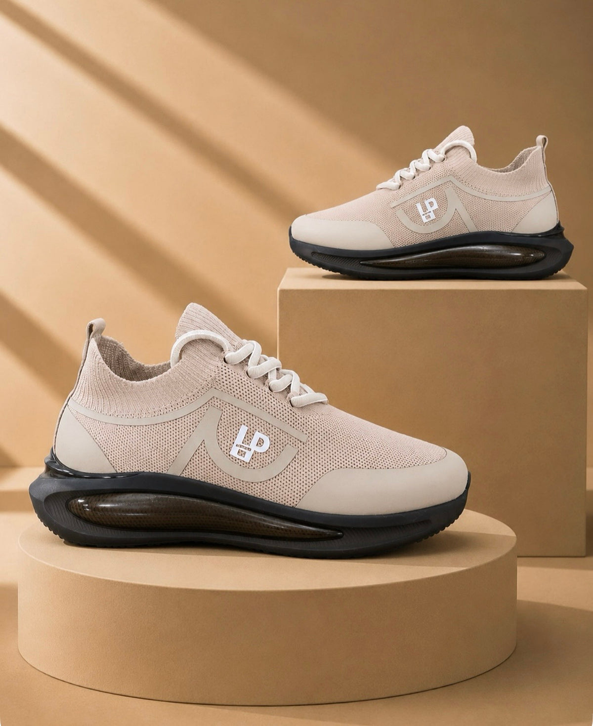 ÖZEL OLARAK ÜRETİM YAPTIĞIMIZ %100 GERÇEK TRİKO SNEAKERS