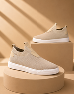 ÖZEL OLARAK ÜRETİM YAPTIĞIMIZ %100 GERÇEK TRİKO SNEAKERS