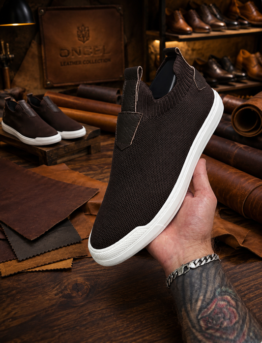 ÖZEL OLARAK ÜRETİM YAPTIĞIMIZ %100 GERÇEK TRİKO SNEAKERS
