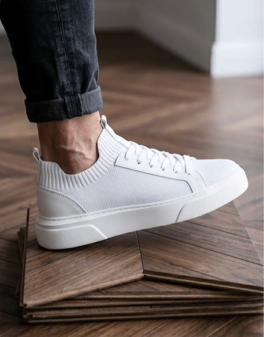 ÖZEL OLARAK ÜRETİM YAPTIĞIMIZ %100 GERÇEK TRİKO SNEAKERS