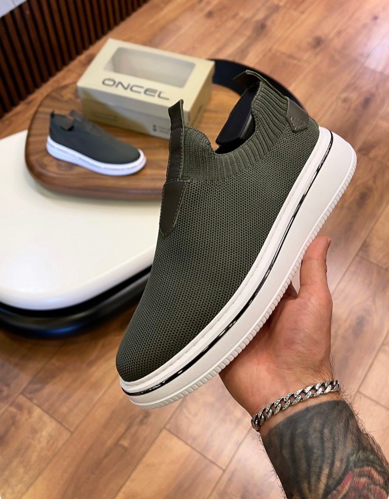 BOY UZATAN ÖZEL OLARAK ÜRETİM YAPTIĞIMIZ %100 GERÇEK TRİKO SNEAKERS
