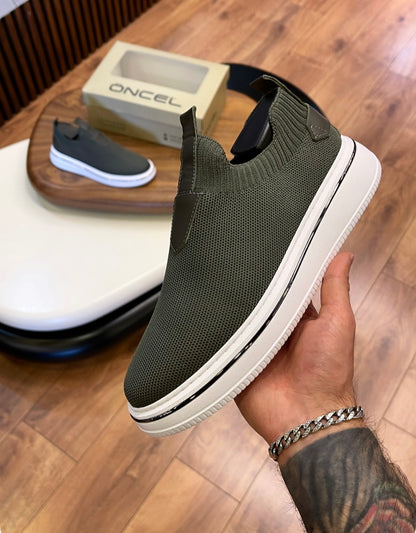 BOY UZATAN ÖZEL OLARAK ÜRETİM YAPTIĞIMIZ %100 GERÇEK TRİKO SNEAKERS