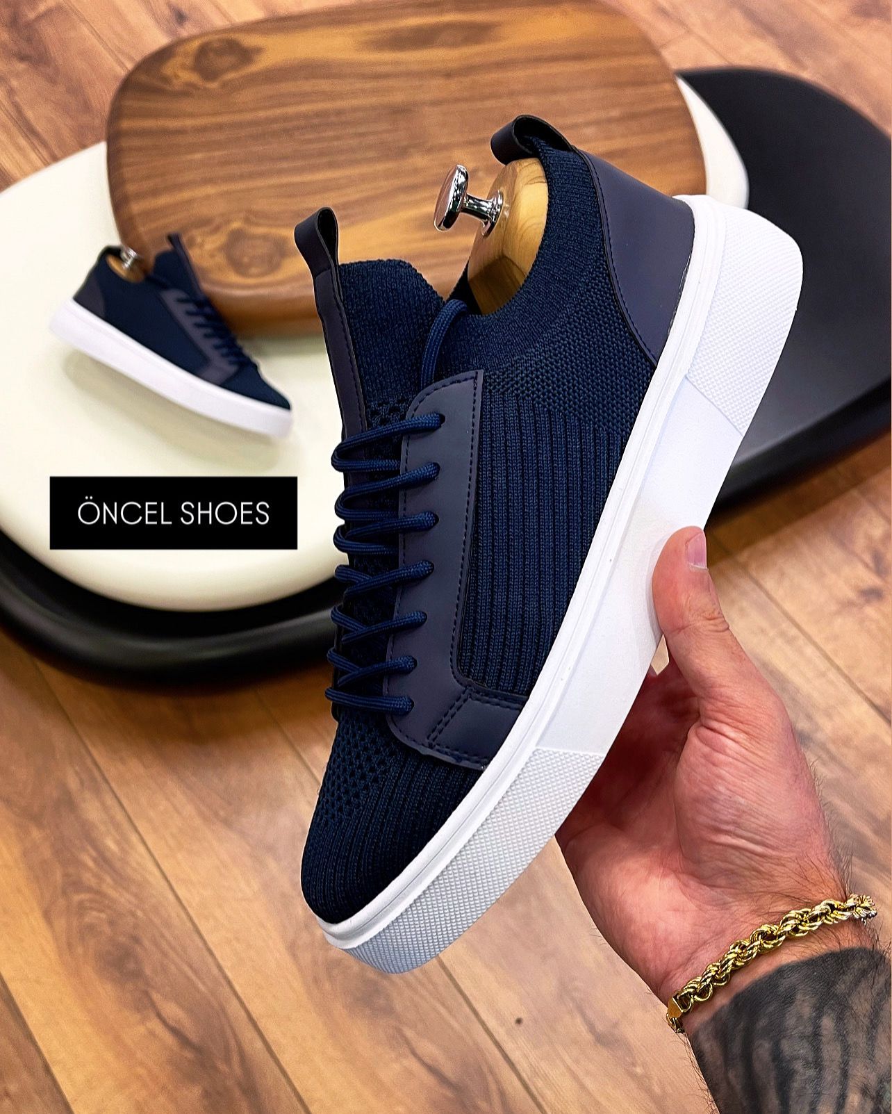 ÖZEL OLARAK ÜRETİM YAPTIĞIMIZ %100 GERÇEK TRİKO SNEAKERS MODELİMİZ TÜM RENKLERİYLE STOKTA