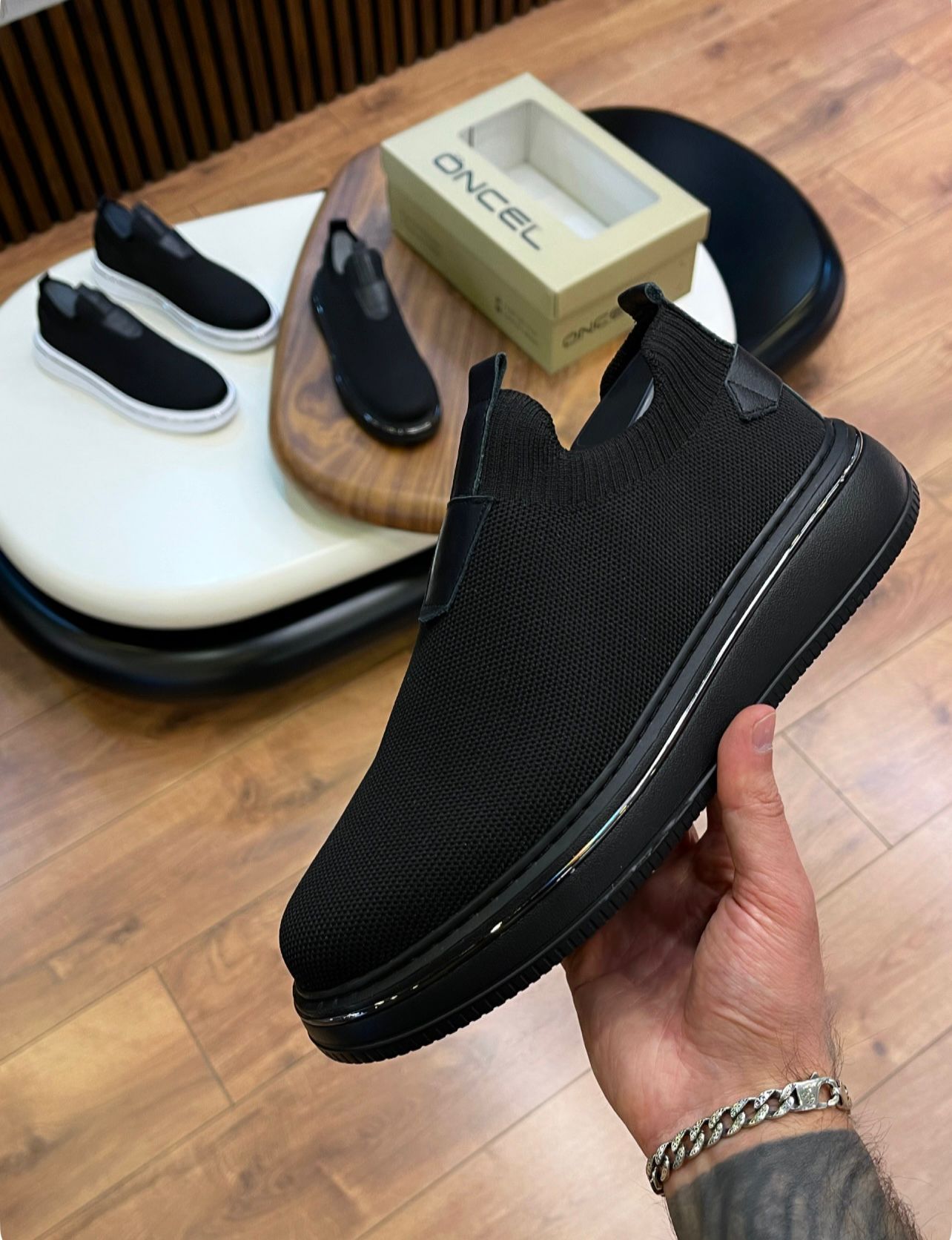 BOY UZATAN ÖZEL OLARAK ÜRETİM YAPTIĞIMIZ %100 GERÇEK TRİKO SNEAKERS